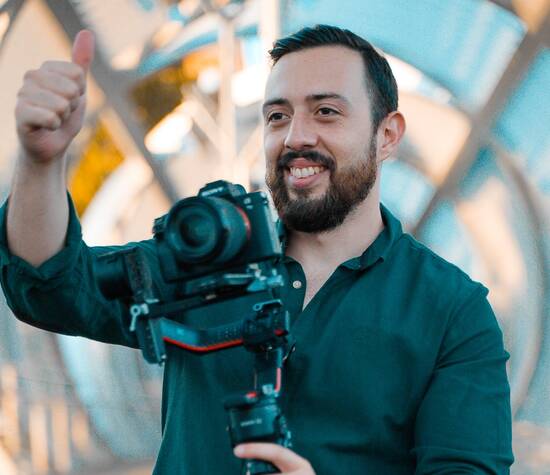 Director Javier Márquez (@javiermarquezfilms)