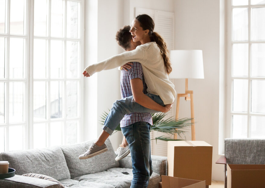 6 ideas prácticas para convertir tu primera casa en un hogar bonito y económico