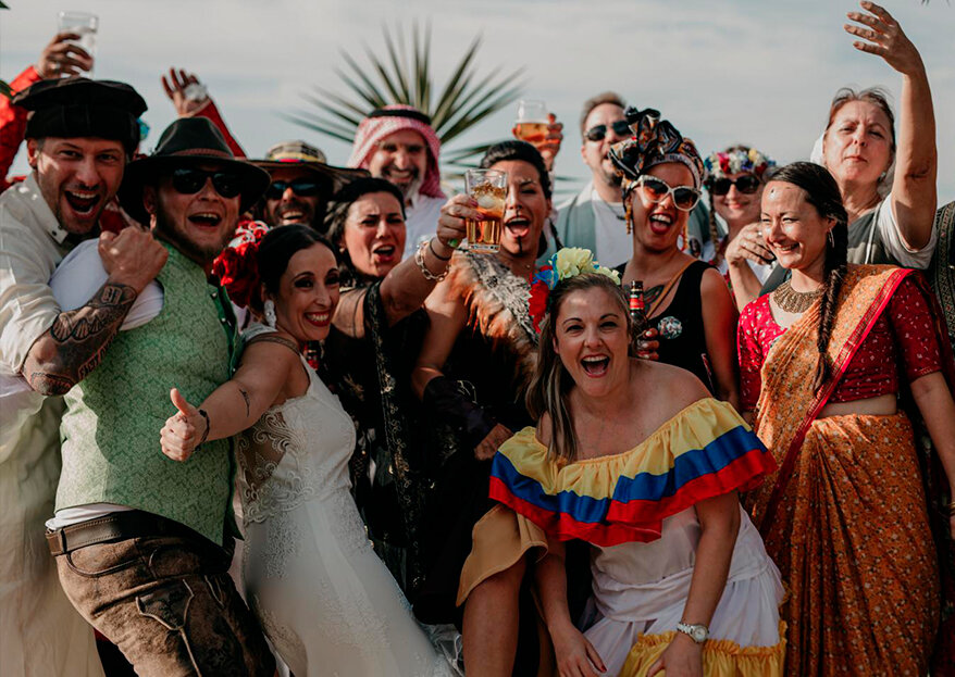 Una boda llena de diversión y color: el gran día de Selena y Steffen
