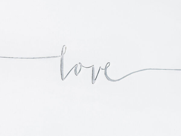 Decoración de Bodas Libro de Firmas "Love" Color Blanco y Plata